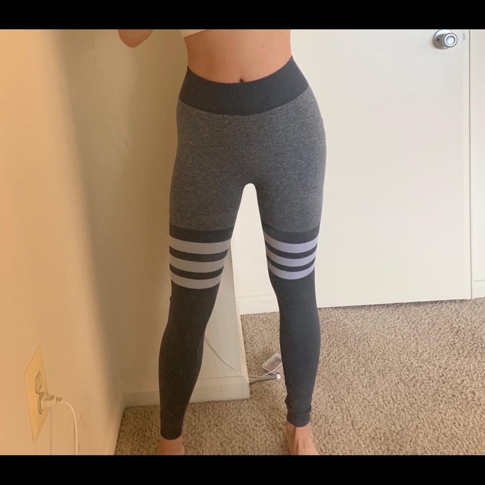Sock leggings (lulu size4, gymshark size S)